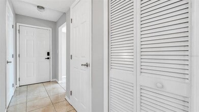 3275 Haviland Ct in Palm Harbor, FL - Building Photo - Building Photo