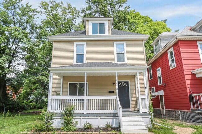 property at 1342 E Fulton St