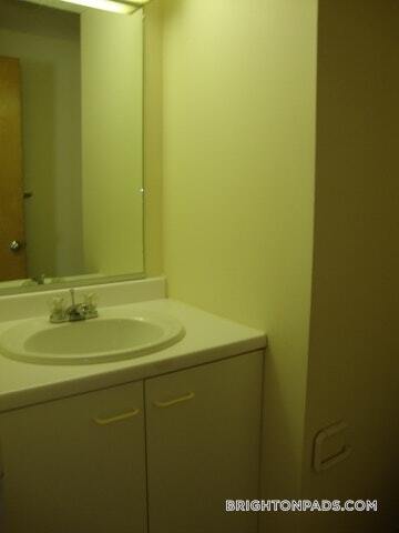 146 N Beacon St