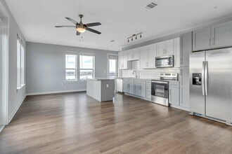 RISE Doro in Jacksonville, FL - Building Photo - Building Photo