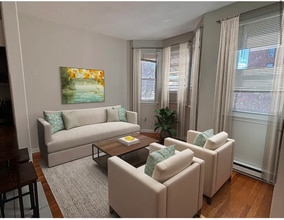 206 H St in Boston, MA - Building Photo - Building Photo