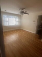 33 Linden St in Fall River, MA - Building Photo - Building Photo