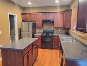 945 Pierce Brennen Dr NE in Lawrenceville, GA - Building Photo - Building Photo