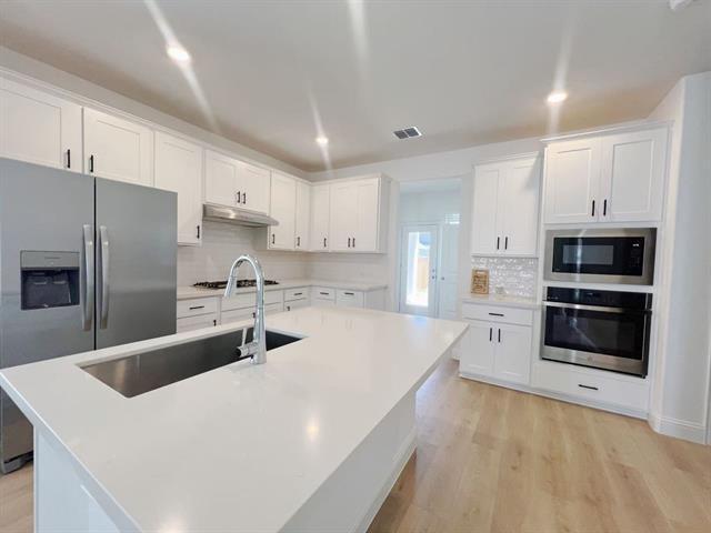 property at 3313 Little Bluestem Rd