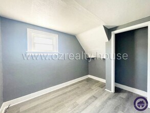 1402 Prouty Ave in Toledo, OH - Building Photo - Building Photo