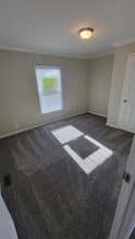 154 Sugar Maple Dr in Browns Summit, NC - Building Photo - Building Photo