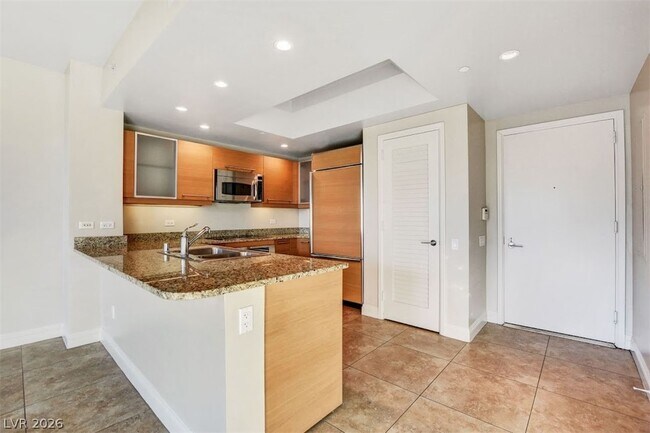 222 Karen Ave in Las Vegas, NV - Foto de edificio - Building Photo