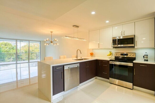 property at 535 Oaks Dr