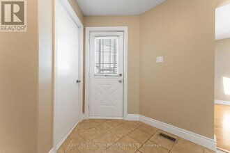 1936 Longman Crescent in Ottawa, ON - Building Photo - Building Photo