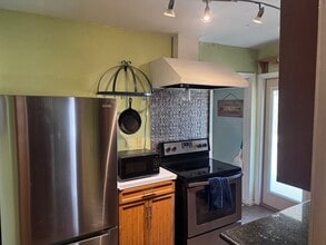 6 SE Kalash Rd in Pensacola, FL - Building Photo - Building Photo