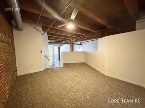 204 Walnut St in Kansas City, MO - Foto de edificio - Building Photo