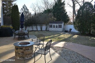 1439 Oakwood Hollow Ln in Toms River, NJ - Building Photo - Building Photo