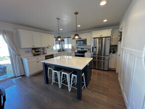 353 N High Ridge Rd in Saratoga Springs, UT - Building Photo - Building Photo