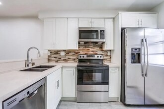 26701 Quail Creek in Aliso Viejo, CA - Building Photo - Building Photo