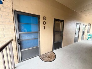 4975 San Jose Blvd in Jacksonville, FL - Building Photo - Building Photo