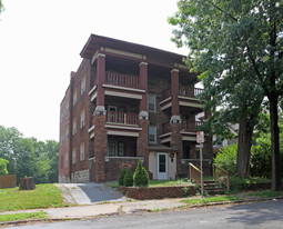 2751 Charlotte St Apartments