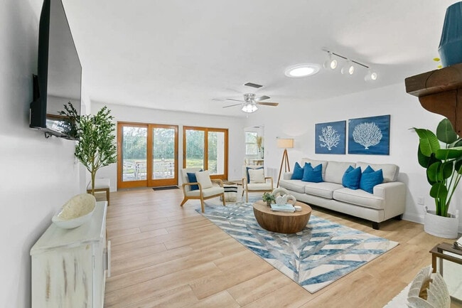 property at 305 3rd St