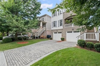 1100 Victoria St NE in Atlanta, GA - Building Photo - Building Photo