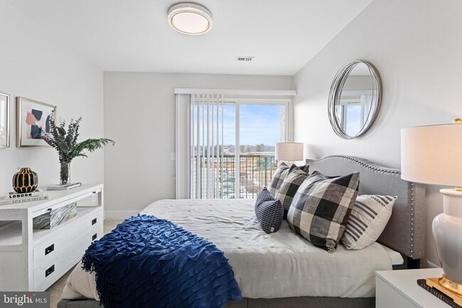 19520 Village Walk Dr in Montgomery Village, MD - Building Photo - Building Photo