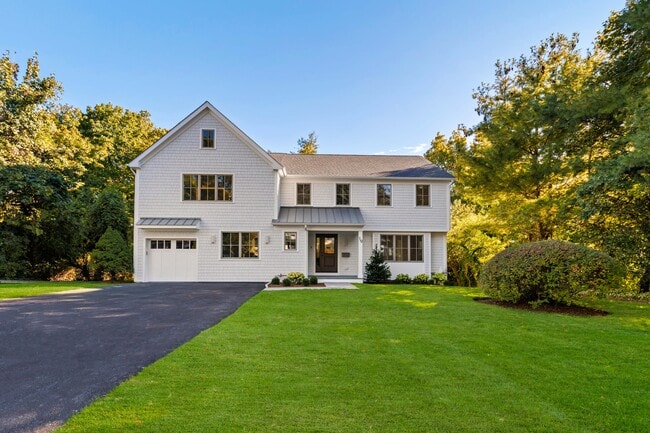 19 Highland Park Pl