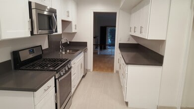 1830 Kelton Ave, Unit #5 in Los Angeles, CA - Foto de edificio - Building Photo