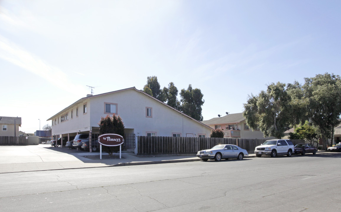 The Terraces in Salinas, CA - Building Photo