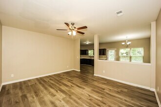 47 Trotter Ct in Newnan, GA - Building Photo - Building Photo