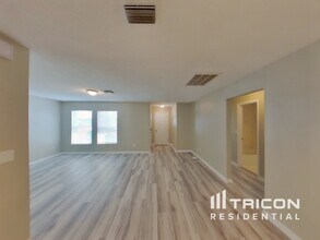 1344 Piper Rd in Spring Hill, FL - Building Photo - Building Photo