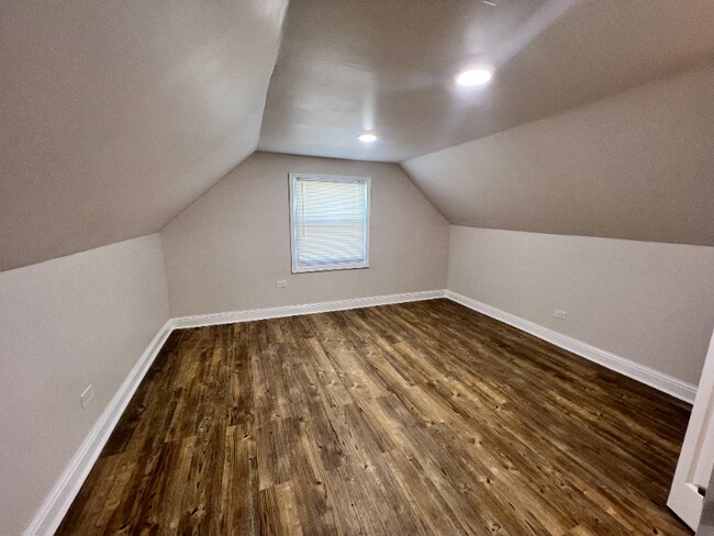 8208 S South Shore Dr in Chicago, IL - Building Photo - Building Photo