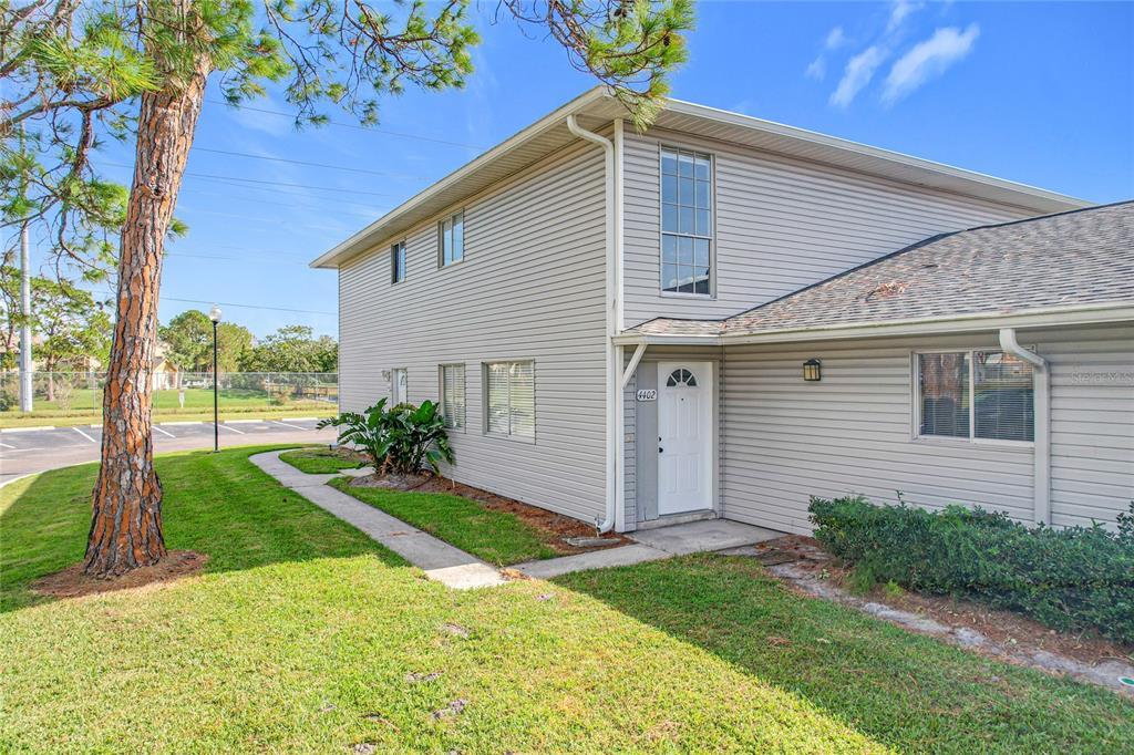 4402 Shadow Crest Pl in Orlando, FL - Building Photo