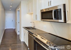 434 McGrath Hwy, Unit 302 in Somerville, MA - Building Photo