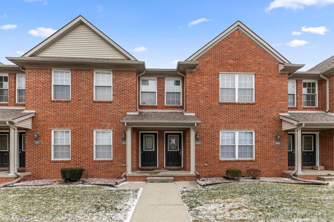 13049 Turnberry in Southgate, MI - Building Photo - Building Photo