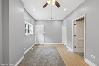 5145 S Racine Ave in Chicago, IL - Building Photo - Building Photo