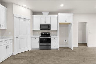 5587 Linrich Ln in Paradise, CA - Building Photo - Building Photo