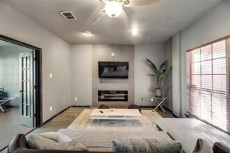 4547 Buckingham Dr in Grand Prairie, TX - Building Photo - Building Photo