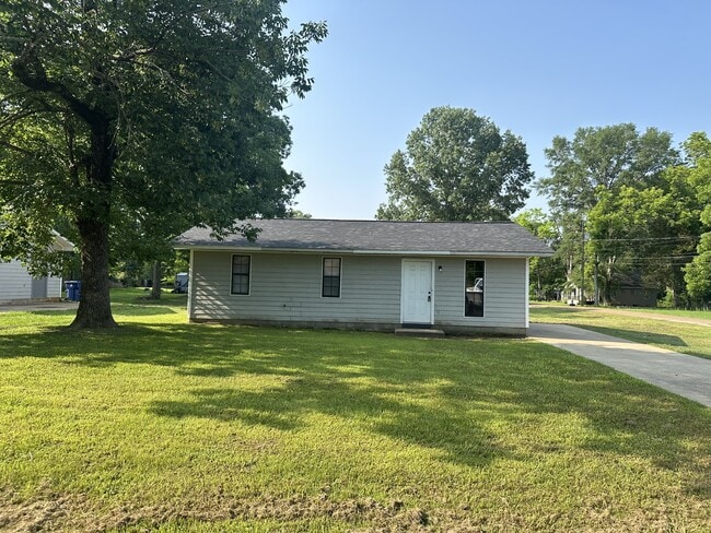 property at 223 Chenault St