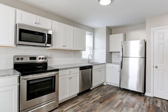 175 S Enola Dr in Enola, PA - Building Photo - Building Photo