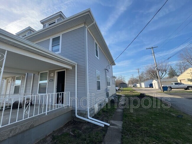 1821 Grand Ave in New Castle, IN - Building Photo - Building Photo