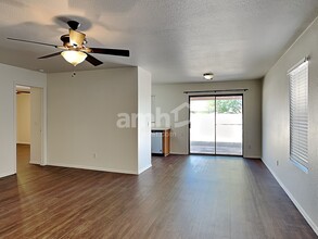 16400 N Lasso Dr in Surprise, AZ - Building Photo - Building Photo