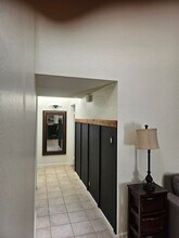 166 Kathy Ellen Dr in Vallejo, CA - Foto de edificio - Building Photo