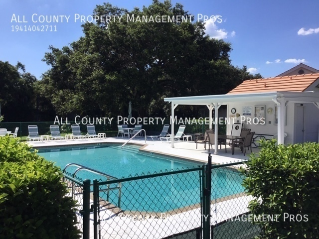 6750 Approach Rd in Sarasota, FL - Building Photo - Building Photo