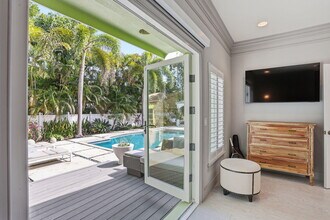 309 NE 8th Ave in Delray Beach, FL - Building Photo - Building Photo