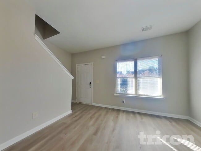 30 Wyndham Ct in Cartersville, GA - Foto de edificio - Building Photo