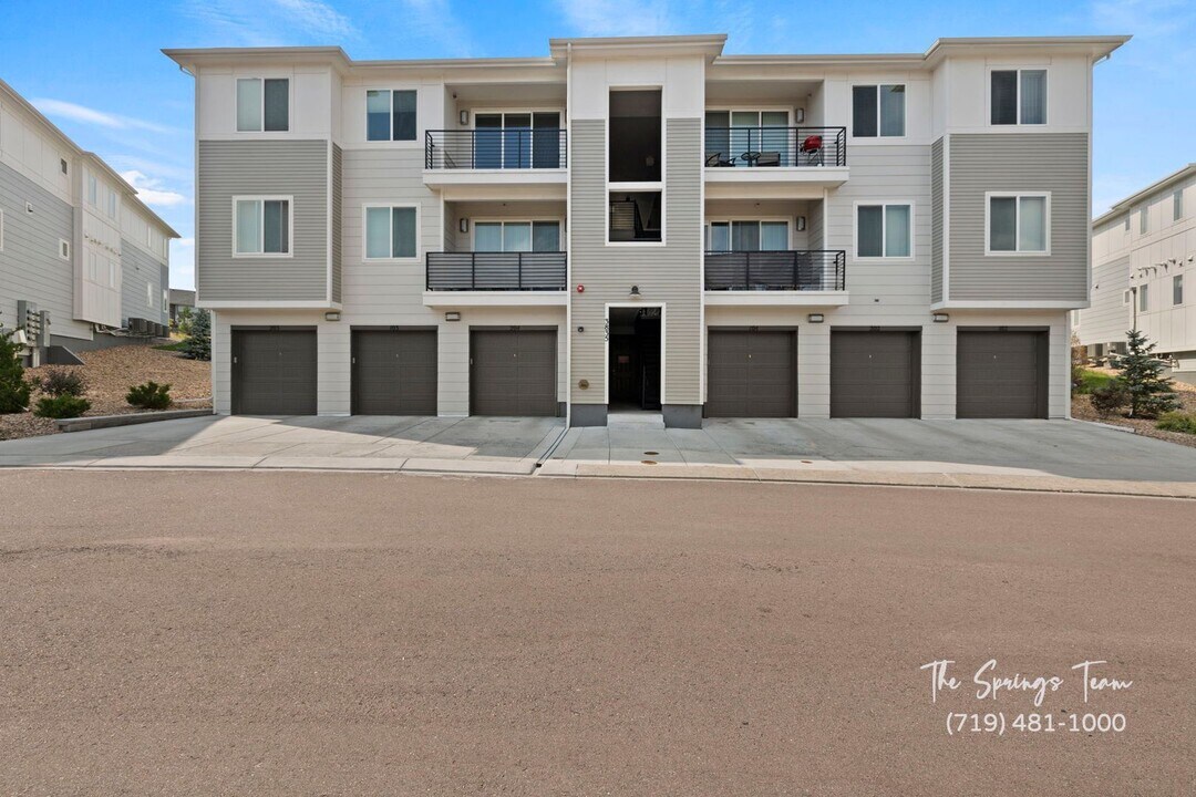 3835 Presidio Point in Colorado Springs, CO - Building Photo