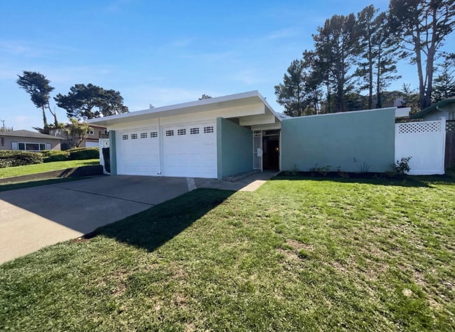 property at 2361 Oakmont Dr