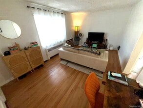 138-39-139 234th St in Queens, NY - Building Photo - Building Photo