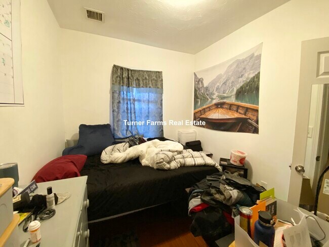 93A Hillside St, Unit 1 in Boston, MA - Building Photo - Building Photo