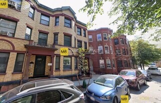 16 Edgerly Pl, Unit 2 in Boston, MA - Building Photo