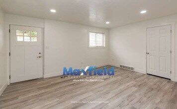 30 N Hwy 89 in North Salt Lake, UT - Building Photo - Building Photo