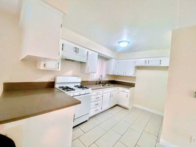 12002 Allegheny St in Los Angeles, CA - Building Photo - Building Photo